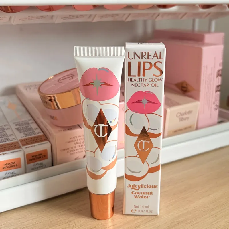 Charlotte Tilbury CT Makeup Sæt Highlighters Lip Blam 4 Farve Øjenskygge Palette Lip Gloss Lip Blam Sæt Pude Talk Langvarig