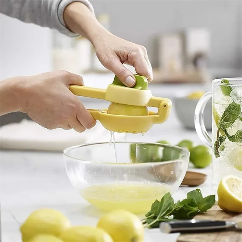 Mini Multifunctional Juicer Handheld Non-electric Juicer Lemon Squeezer Fruit Orange Juicer Household Manual Juicer Supplies — image 6