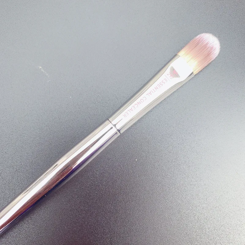 1 piece Pro Makeup brushes Powder Angled Blush Essential Concealer All over Eye shadow smudge Gel liner brow Make up brush IT