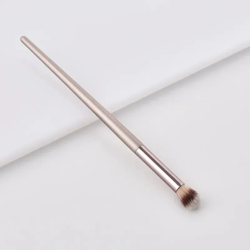 Champagne Colored Makeup Brushes Eye Shadow Eye Dark Circle Concealer Blending Cosmetic Brush Soft Brush for Women Makeup Tools