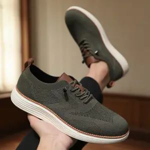 Mannen Casual Wandelschoenen Ademende Mesh Gebreide Sneakers Hot Selling Bestselle Lichtgewicht antislip Platte Lace Up Loopschoenen Mannen