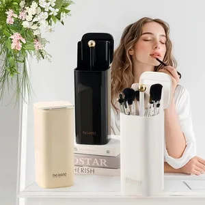 Automatisk Lifting Makeup Børster Holder Støvtæt Makeup Børste Holder Desktop Makeup Værktøj Læbestift Øjenbryn Pen Holder Container