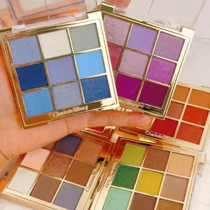 Charlotte Tilbury 헐리우드 플로리스 리퀴드 하이라이터 피부