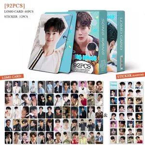 92 Buah/Set Kartu Song Kang Lomo 60 Buah Kartu Foto HD + 32 Buah Stiker Mini Kartu Foto Aktor Korea untuk Koleksi Penggemar
