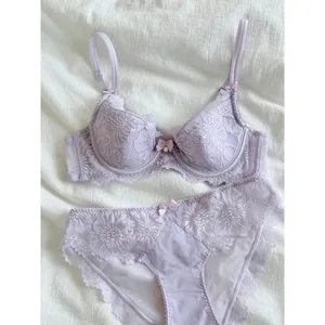 สีม่วงลูกไม้ฝรั่งเศส Bra เย็บปักถักร้อยนุ่ม Underwire Minimizer หน้าอกใหญ่ Lift Anti Sag Gathering สนับสนุนทุกวันชุดชั้นใน 32-38 ชุด