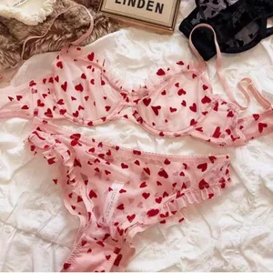 مجموعة Bralette لاسلكية مثيرة بتصميم فرنسي تدعم ملابس داخلية نسائية من الدانتيل لتصغير الصدر الكبير تمنع ترهل حمالة الصدر والسراويل الداخلية