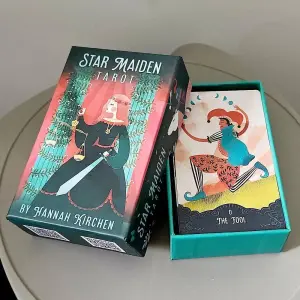 Star Maiden Tarot Deck 78-Karten-Deck Ästhetische himmlische göttliche Tarotkarten in zweiteiliger starrer Box, doppelt geprägt, 12 * 7 cm