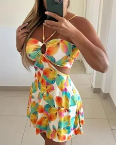 הדפס פרחוני Halter Neck Cutout מיני שמלת חוף נופש לכסות למעלה