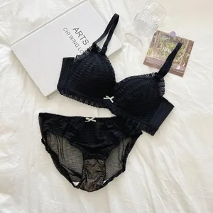 Young Girls Intimates 2026 New Small Comfortable Lingerie Seamless One-Piece Bra And Panty Sets Lace Bow Woman Underwear