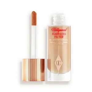 Charlotte Tilbury Hollywood Flawless Liquid Highlighter spendet der Haut Feuchtigkeit, eine seidenmatte Schimmer-Metallic-Finish-Palette für das Make-up
